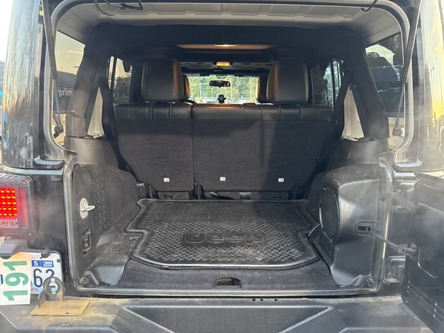 Used 2012 Jeep Wrangler Unlimited Sahara w/ Connectivity Group image 43