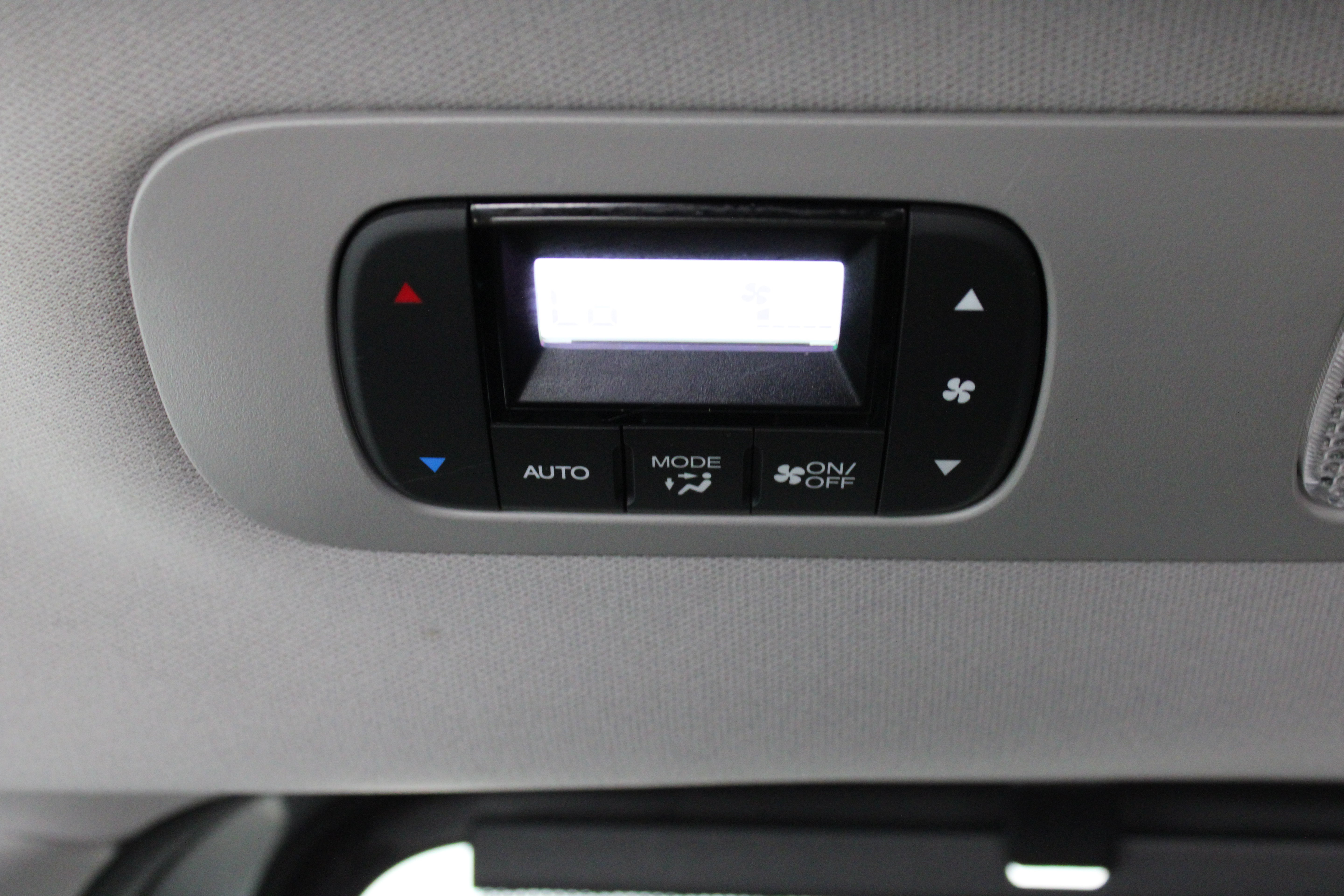 Used 2024 Honda Odyssey Touring image 31