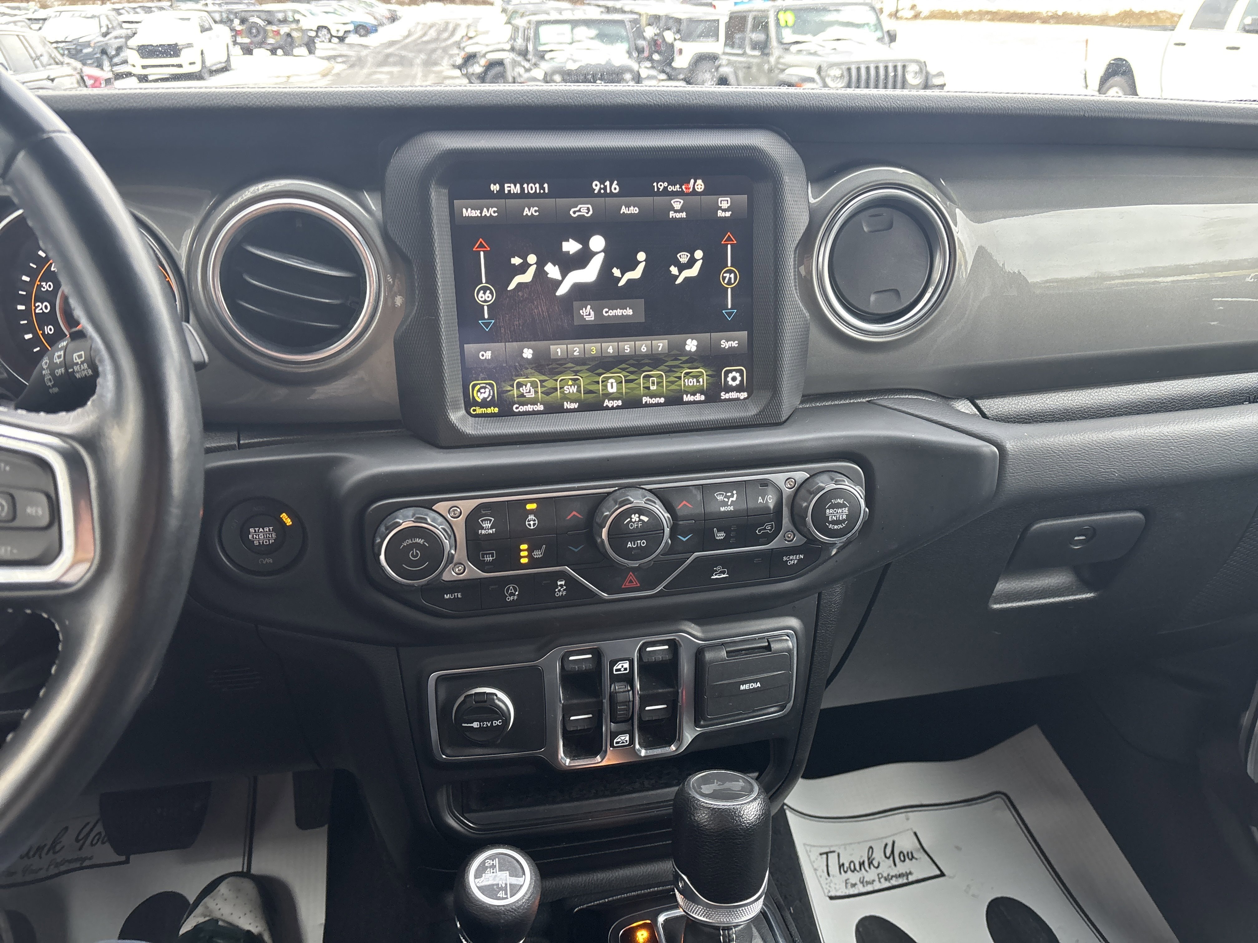 Used 2023 Jeep Wrangler Sahara w/ Cold Weather Group image 24