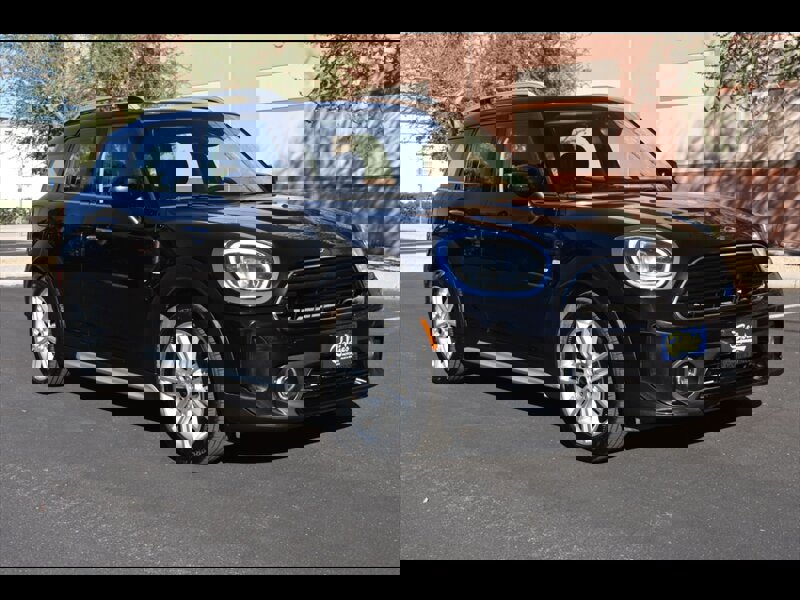 Used 2022 MINI Cooper Countryman FWD image 2