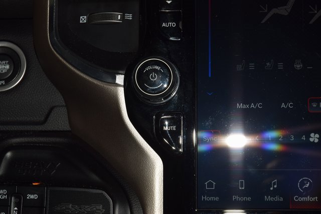 Used 2024 RAM 3500 Laramie image 37