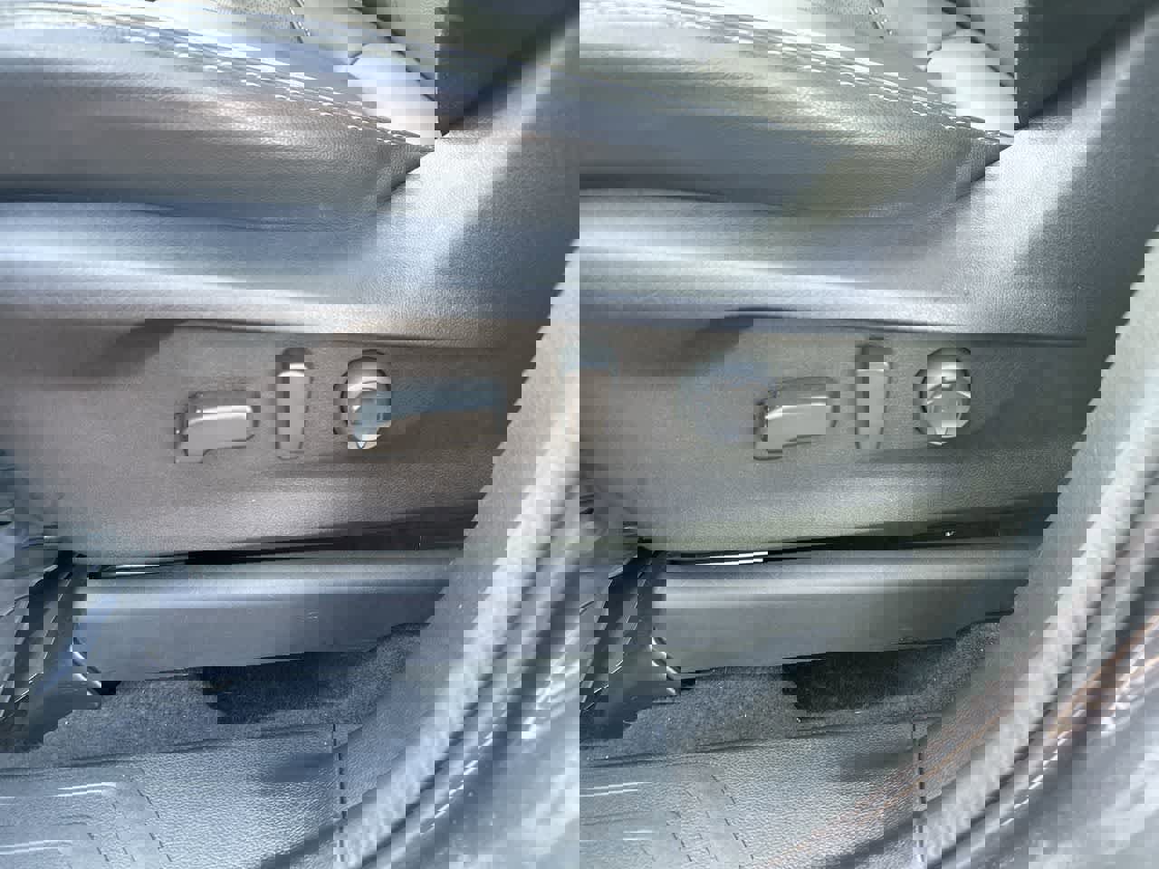 Certified 2025 Subaru Ascent Limited image 14