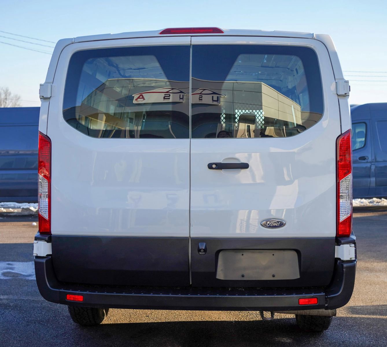 Used 2020 Ford Transit 250 Low Roof w/ Exterior Upgrade Package RWD image 7