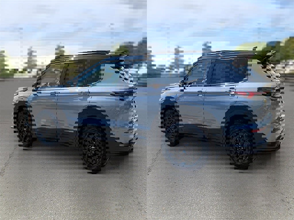 New 2025 Mitsubishi Outlander Trail Edition image 5