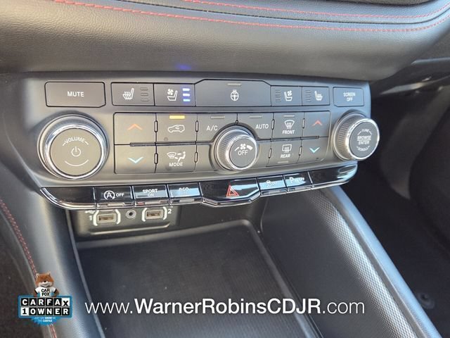 Used 2024 Dodge Durango GT RWD image 25