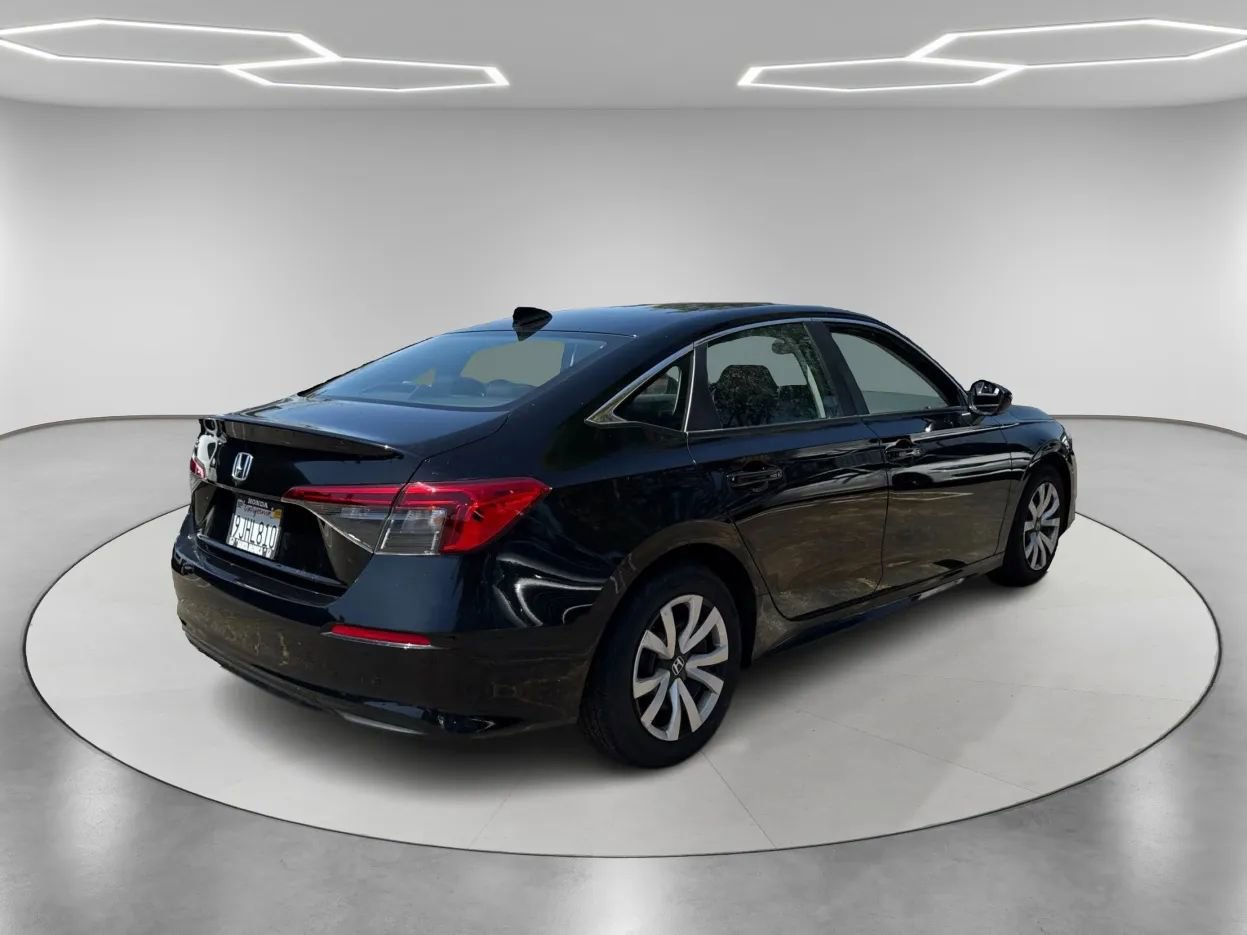 Used 2024 Honda Civic LX image 5