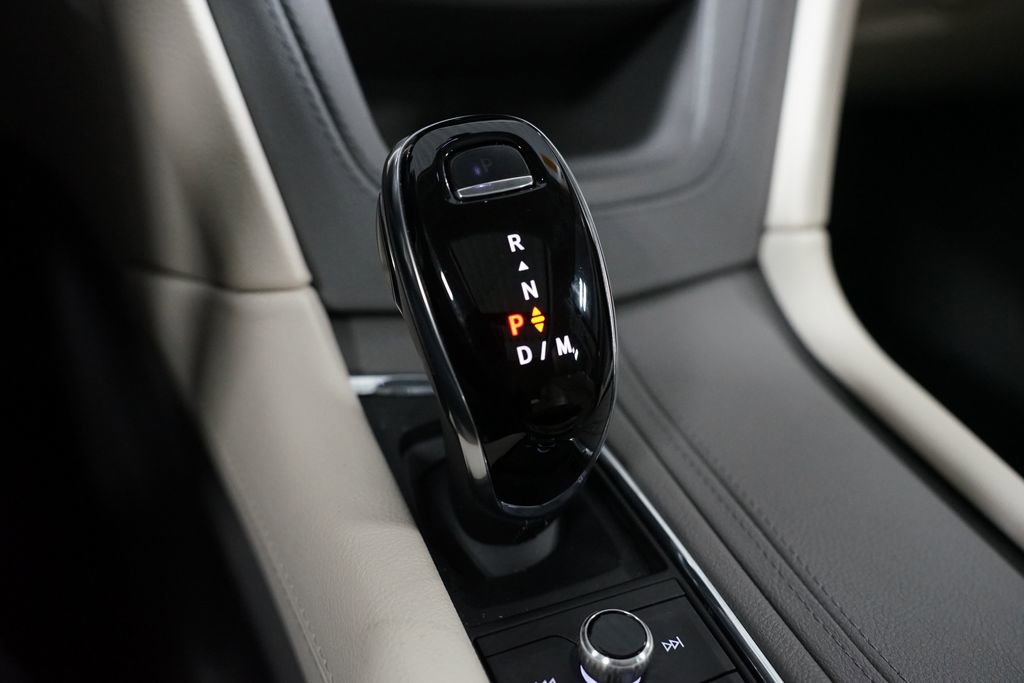 Used 2021 Cadillac XT6 Premium Luxury image 23