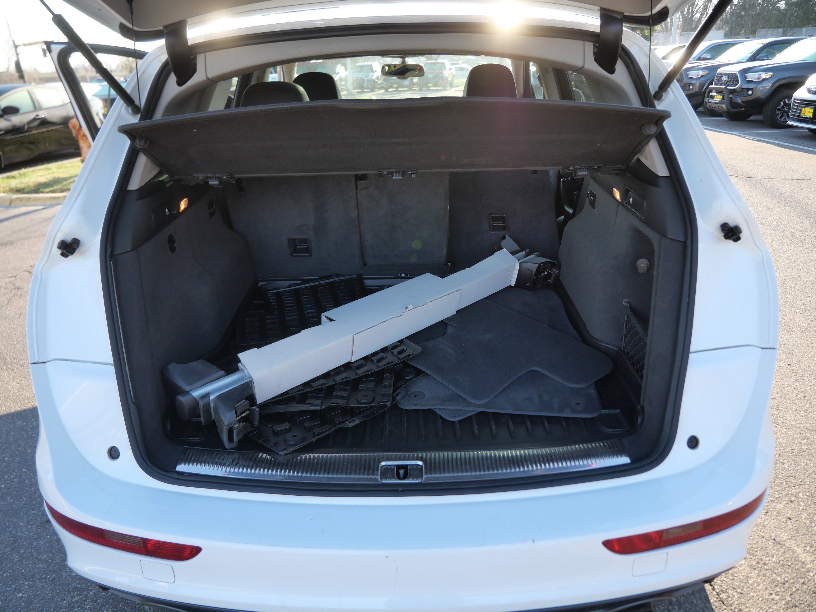 Used 2012 Audi Q5 3.2 Premium Plus image 18