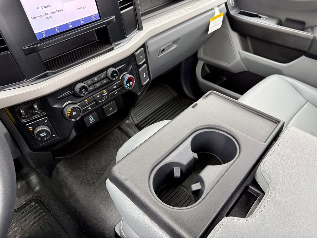 New 2024 Ford F550 4x4 Regular Cab Super Duty image 21