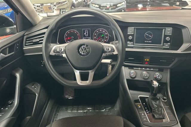 Certified 2021 Volkswagen Jetta S FWD image 18