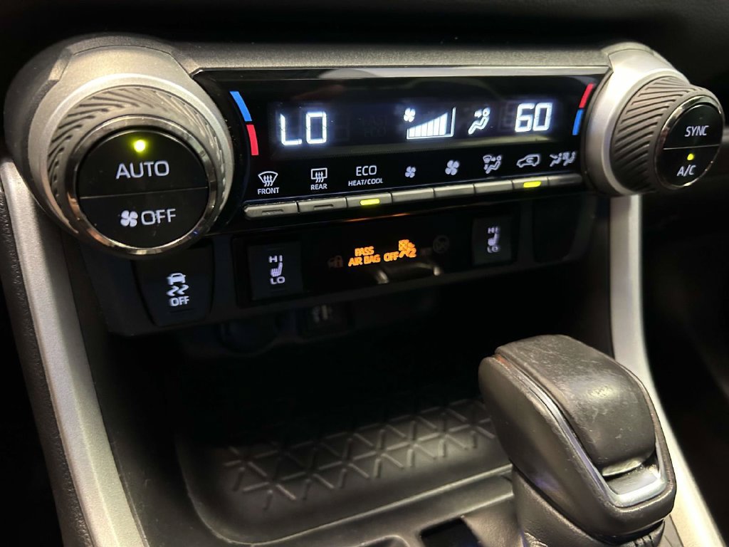 Certified 2024 Toyota RAV4 SE w/ Convenience Package AWD/4WD image 23