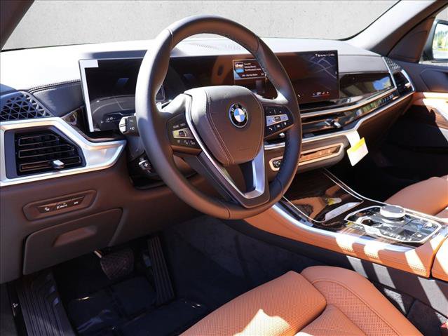 New 2026 BMW X5 xDrive50e w/ Parking Assistance Package AWD/4WD image 3