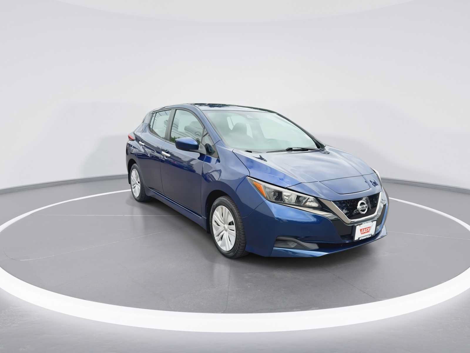 Used 2022 Nissan Leaf S FWD image 2