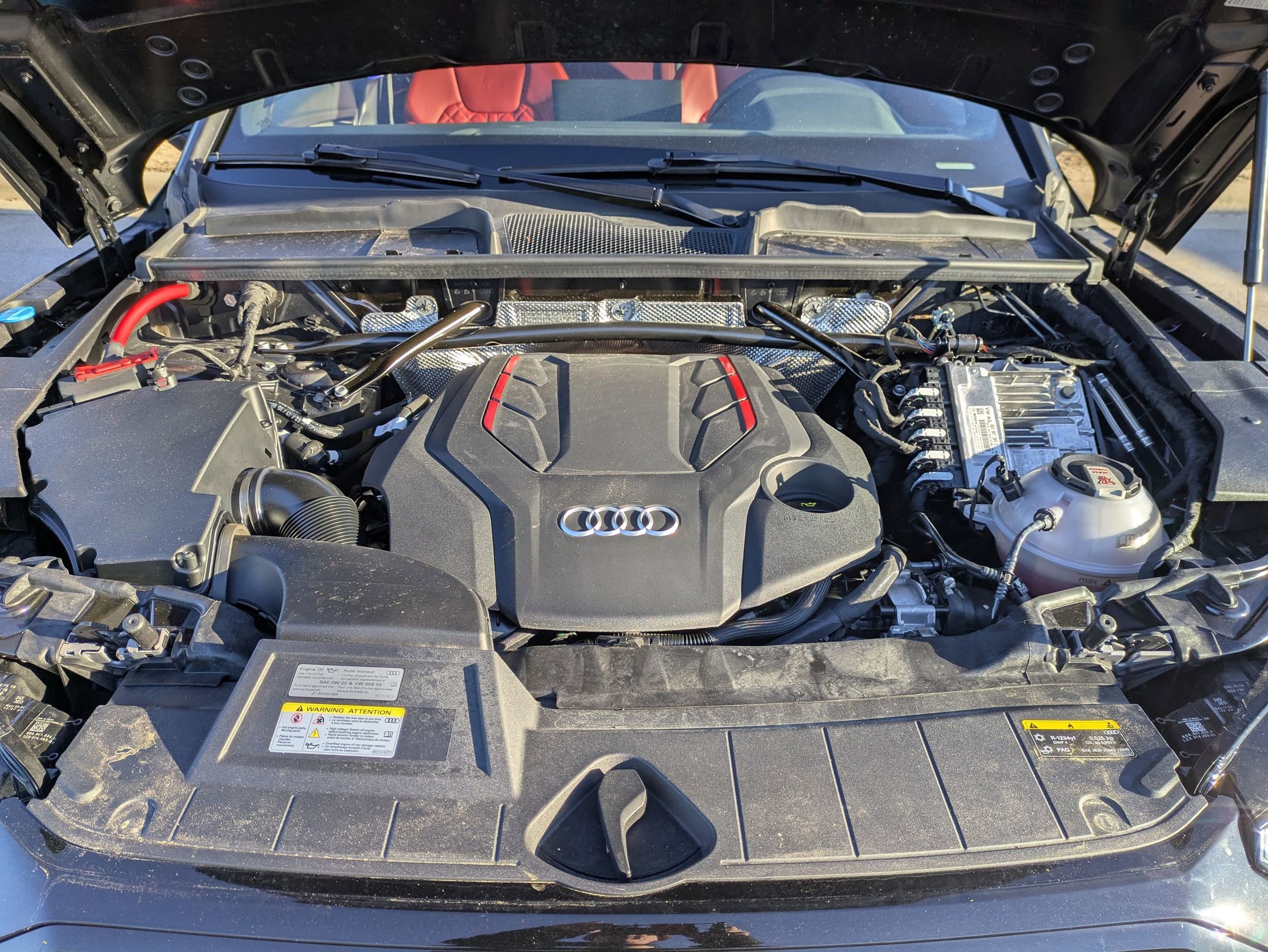 Used 2024 Audi SQ5 Premium Plus w/ Premium Plus Package image 40