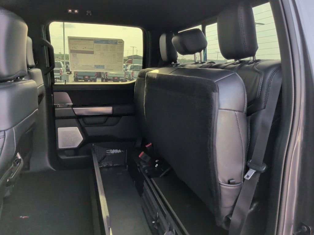 New 2026 Ford F250 Platinum image 39
