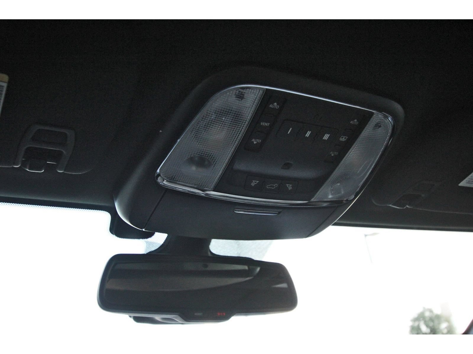 Used 2016 Jeep Grand Cherokee Limited 75th Anniversary AWD/4WD image 20