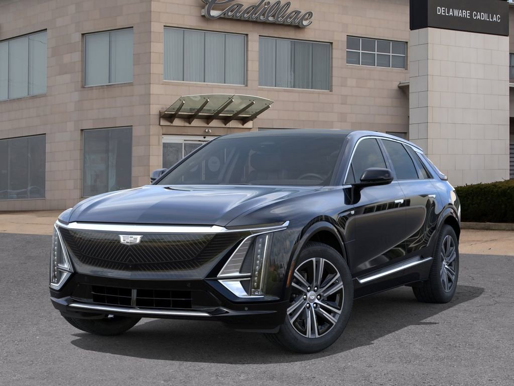 New 2025 Cadillac Lyriq Luxury AWD/4WD image 6
