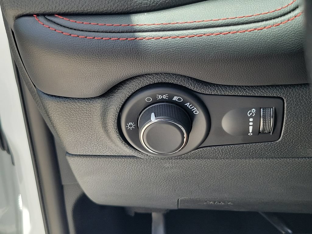 Used 2024 Dodge Durango GT AWD/4WD image 23