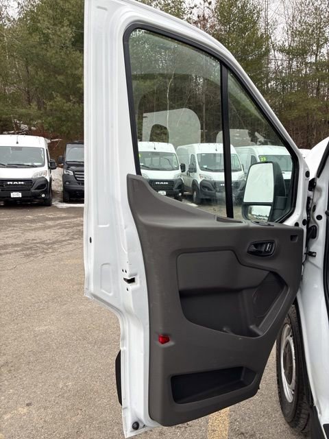 Used 2024 Ford Transit 250 148 Medium Roof image 23