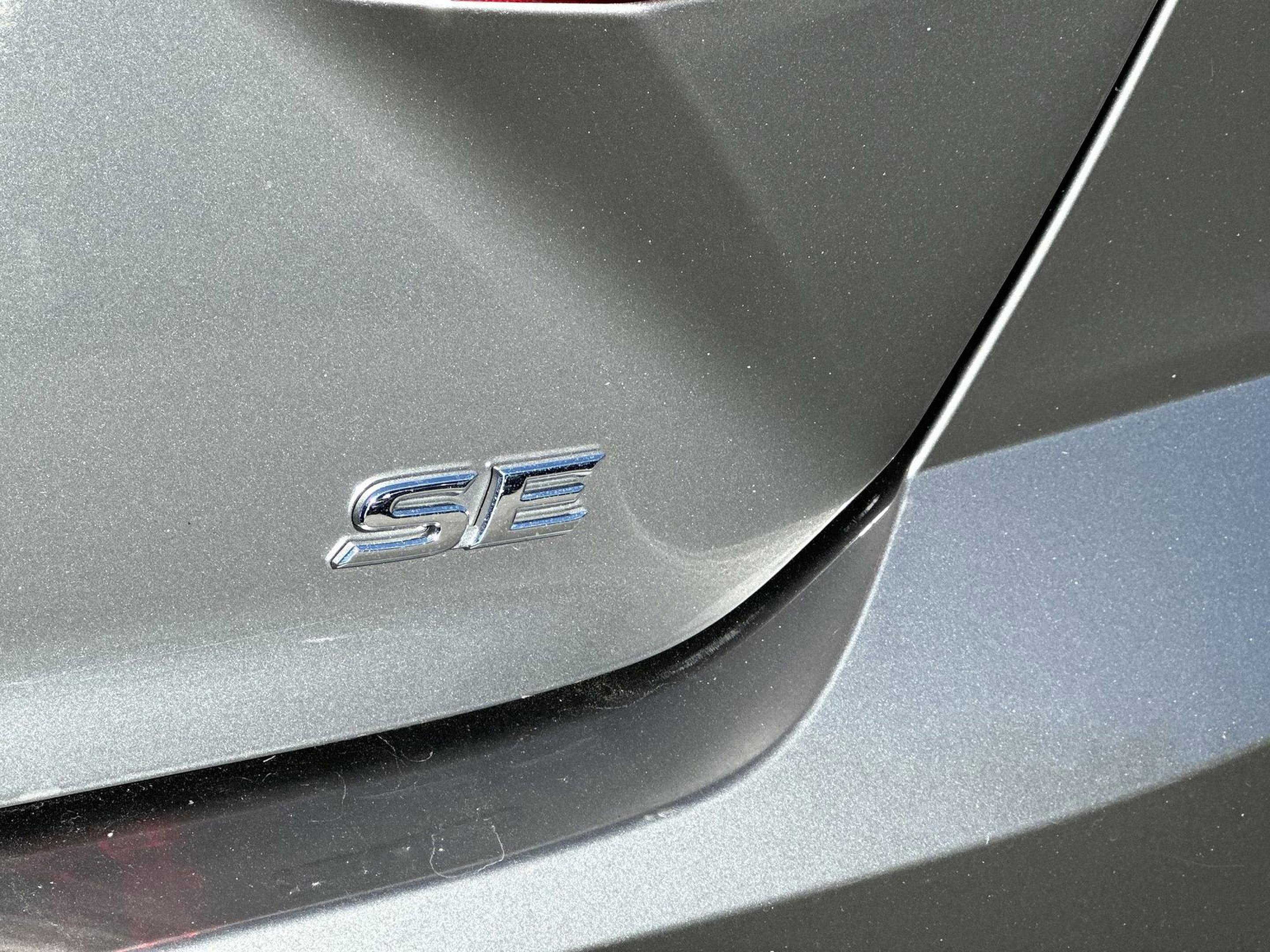 Used 2025 Toyota Camry SE image 24