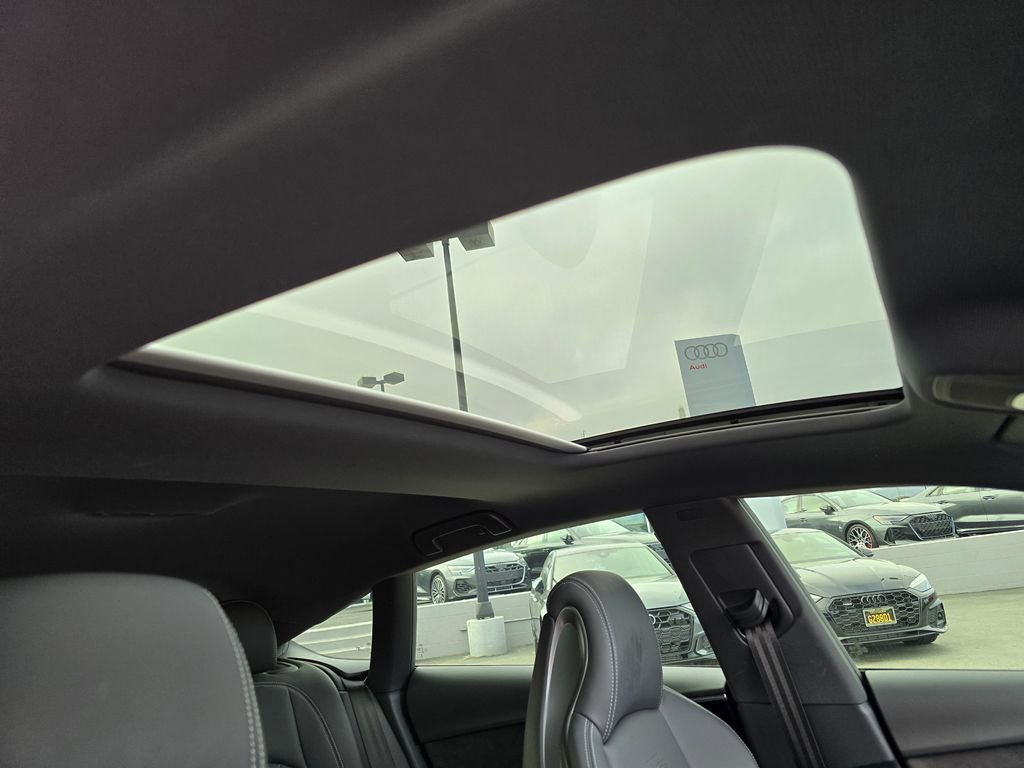 Used 2024 Audi S5 Premium Plus w/ Premium Plus Package image 5