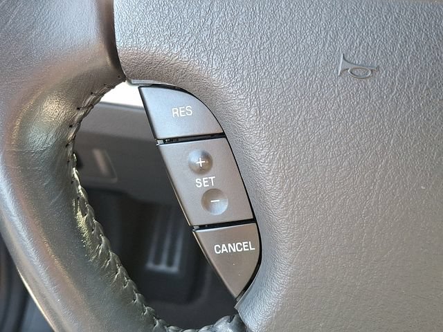 Used 2002 Ford Thunderbird RWD image 14