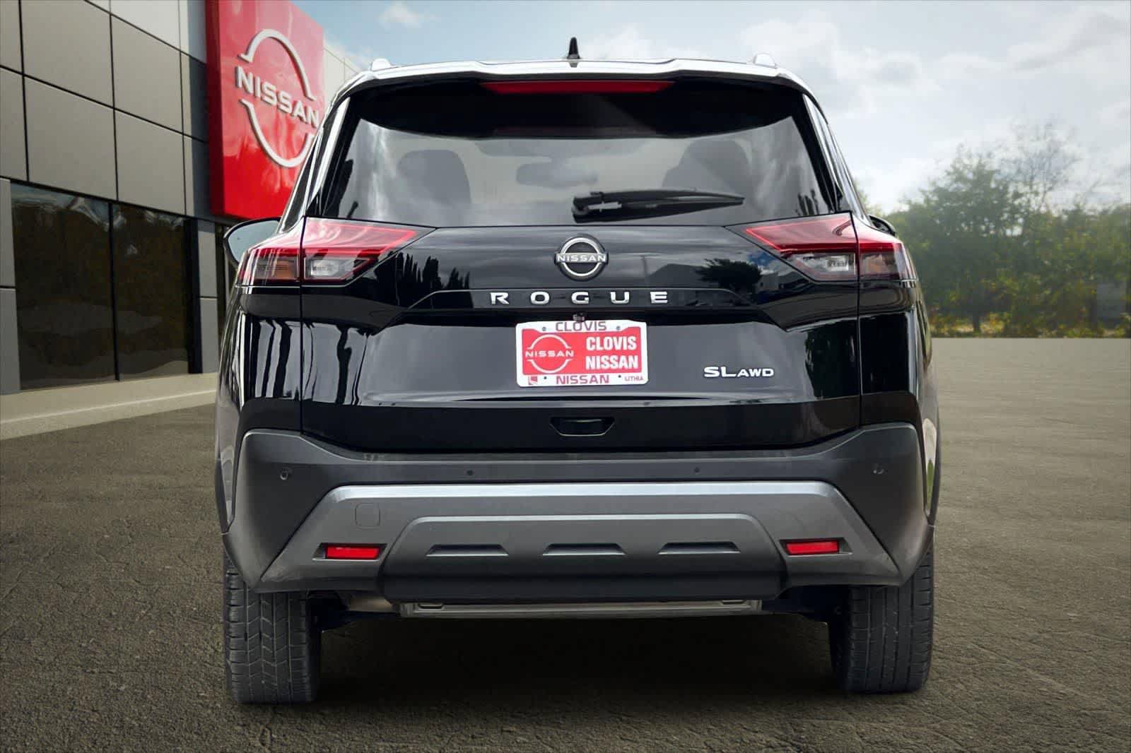 Used 2023 Nissan Rogue SL image 8