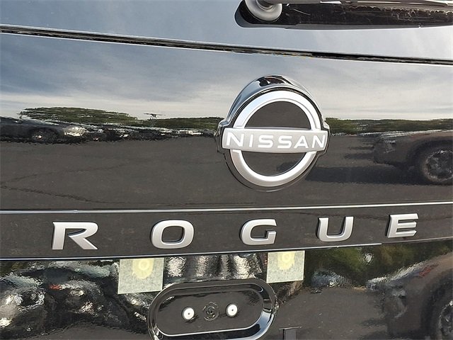New 2026 Nissan Rogue SV w/ SV Premium Package image 12