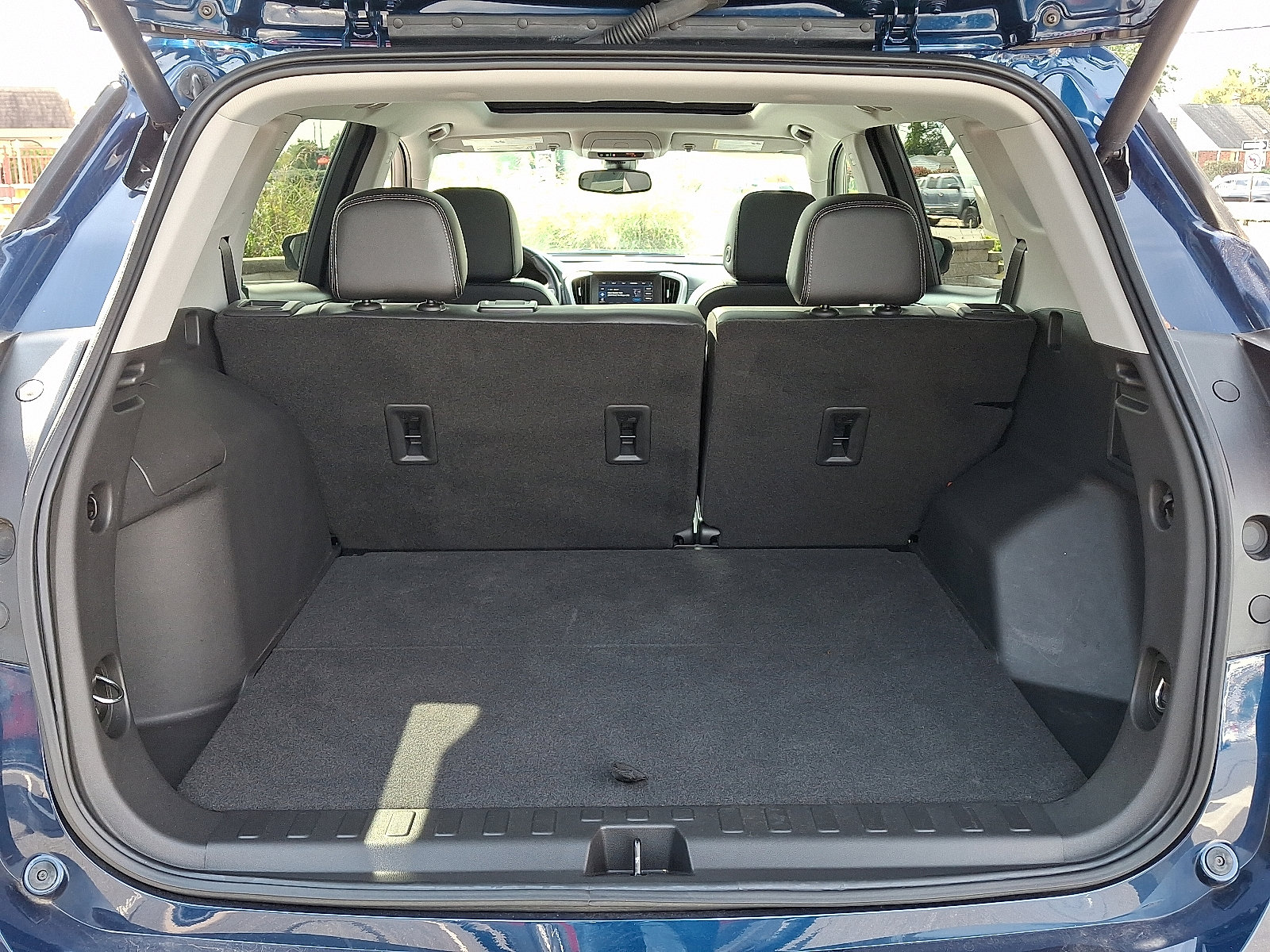 Used 2022 GMC Terrain SLT w/ Tech Package image 31