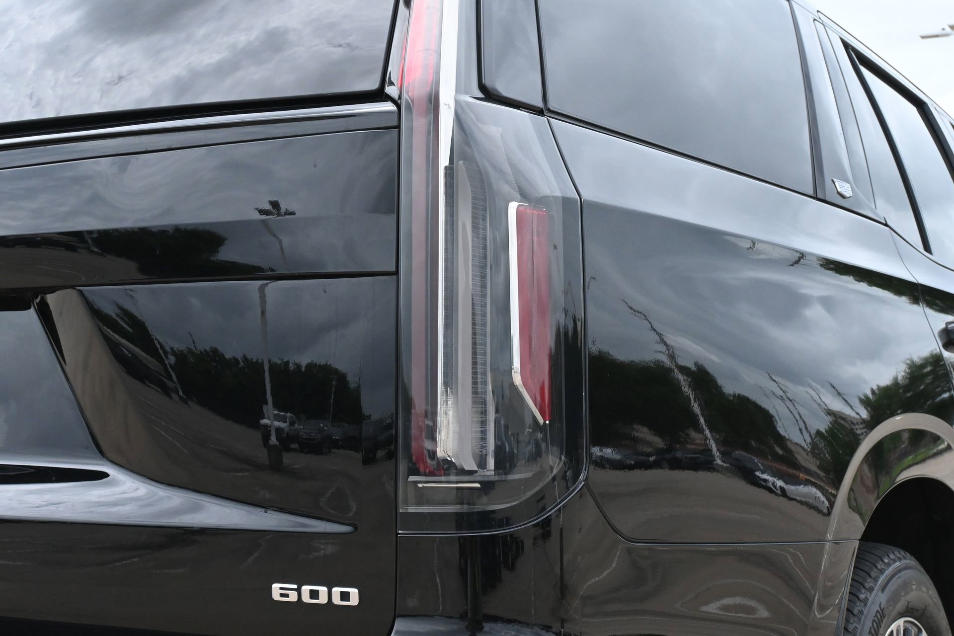 Used 2021 Cadillac Escalade Sport Platinum RWD image 24