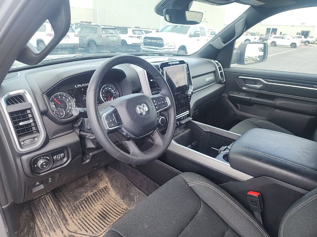 Used 2025 RAM 1500 Big Horn AWD/4WD image 12
