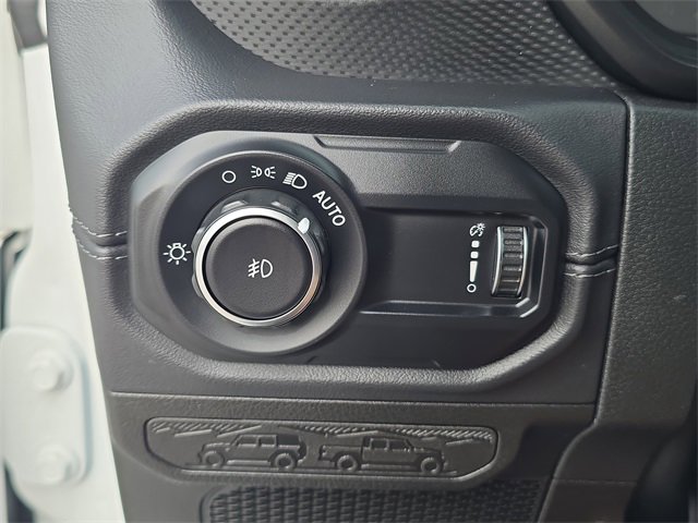 Certified 2024 Jeep Wrangler Unlimited Rubicon image 21