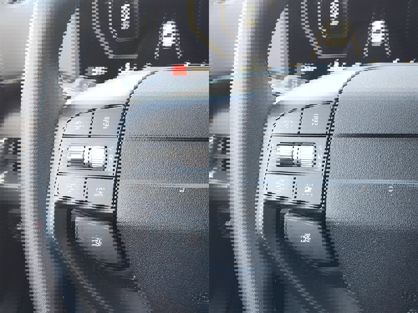 Certified 2025 Kia K4 EX image 26