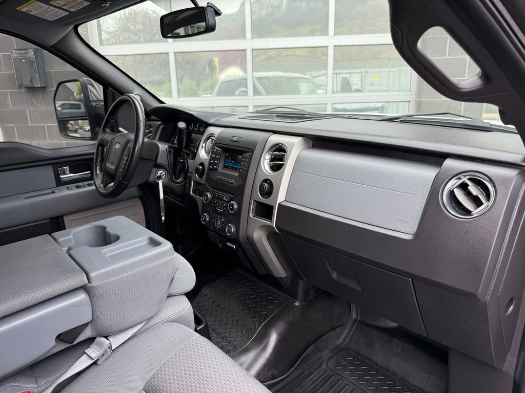 Used 2014 Ford F150 XLT w/ Equipment Group 302A Luxury image 21