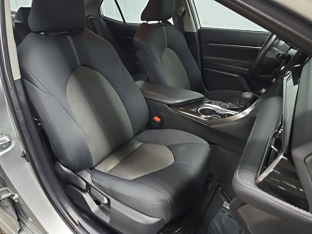 Used 2021 Toyota Camry LE w/ Cold Weather Package image 14
