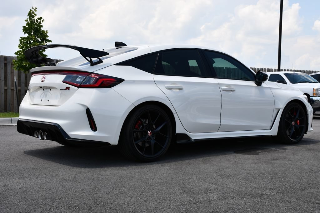 Used 2024 Honda Civic Type R image 7