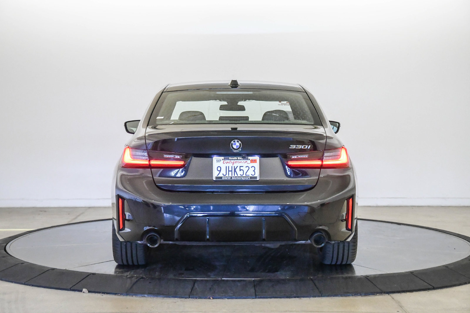 Certified 2024 BMW 330i Sedan w/ M Sport Package RWD image 3