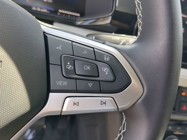 Certified 2025 Volkswagen Taos S FWD image 25