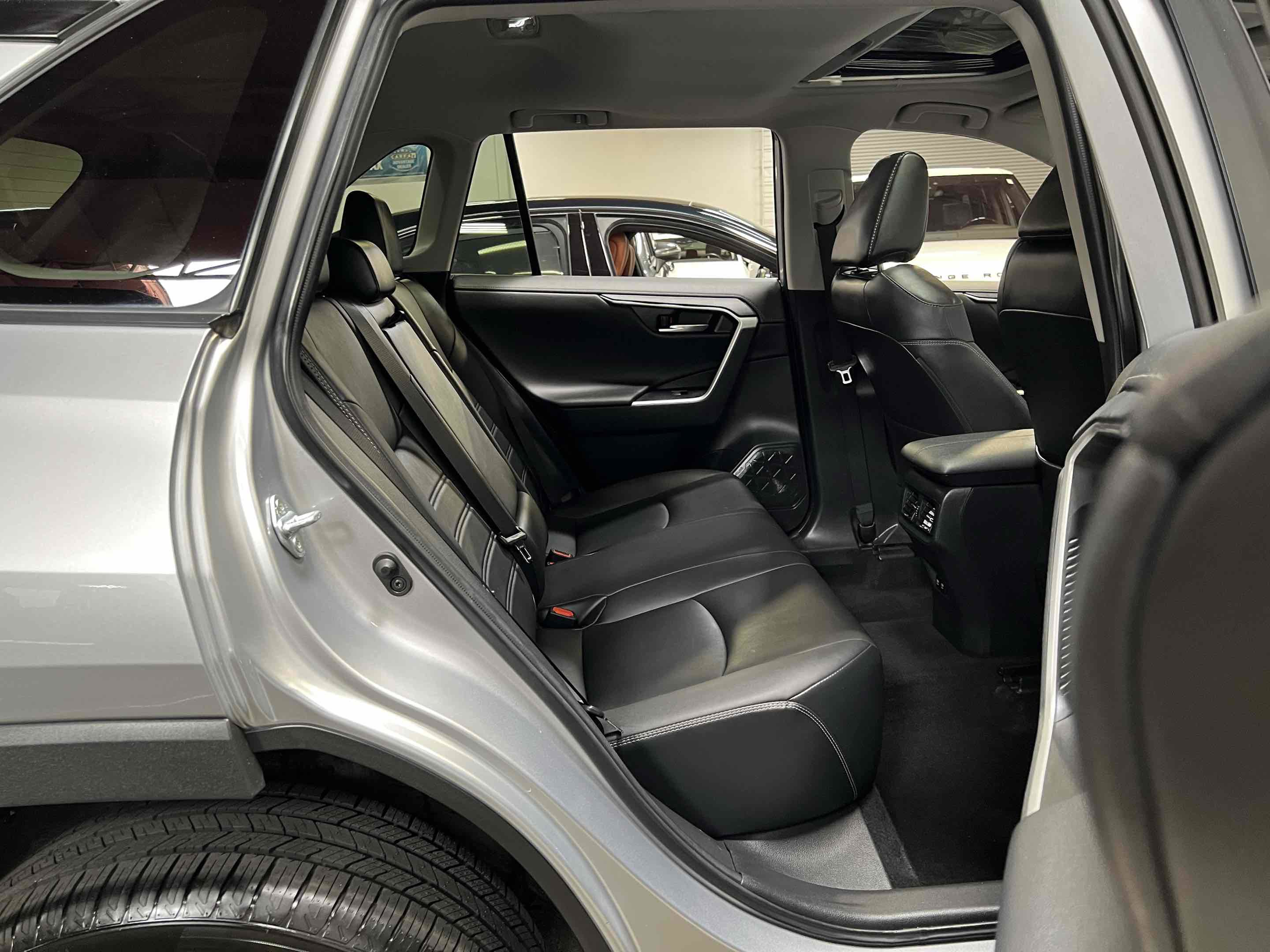Used 2021 Toyota RAV4 Limited w/ Carpet Mat Package (TMS) image 45