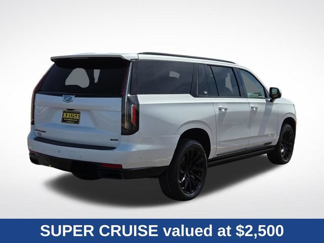 Used 2023 Cadillac Escalade ESV Sport Platinum w/ LPO, ONYX Package AWD/4WD image 3
