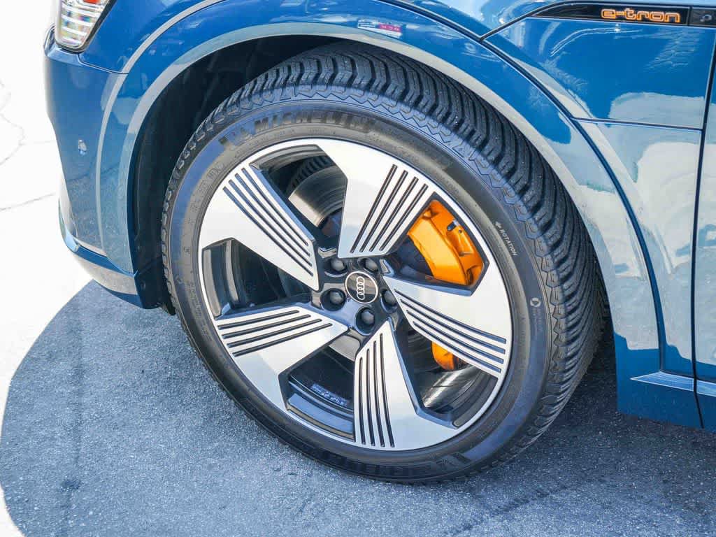 Used 2023 Audi e-tron Premium Plus AWD/4WD image 8