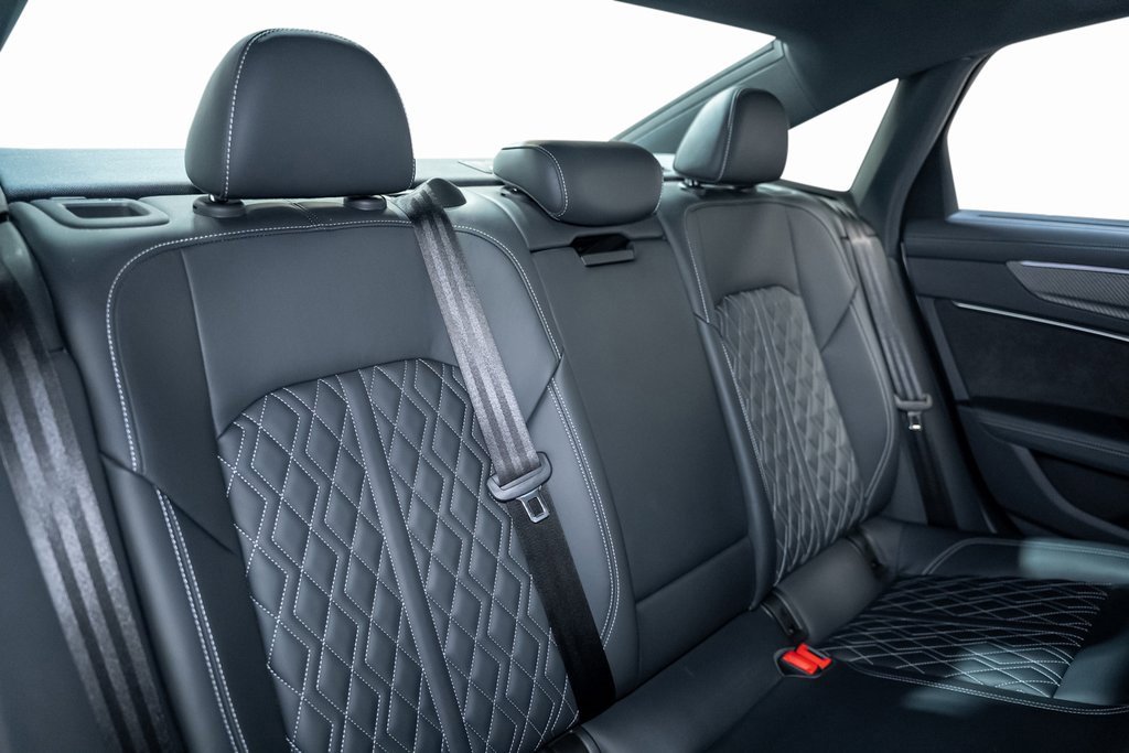 Used 2021 Audi S6 Prestige w/ Prestige Package image 36