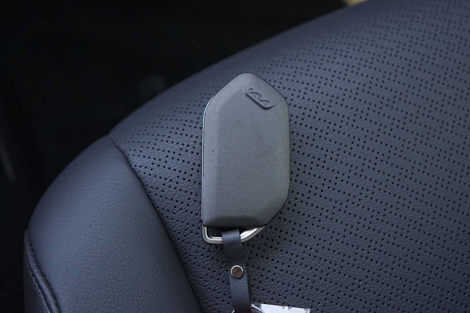 Used 2026 Kia Carnival SX Prestige FWD image 28