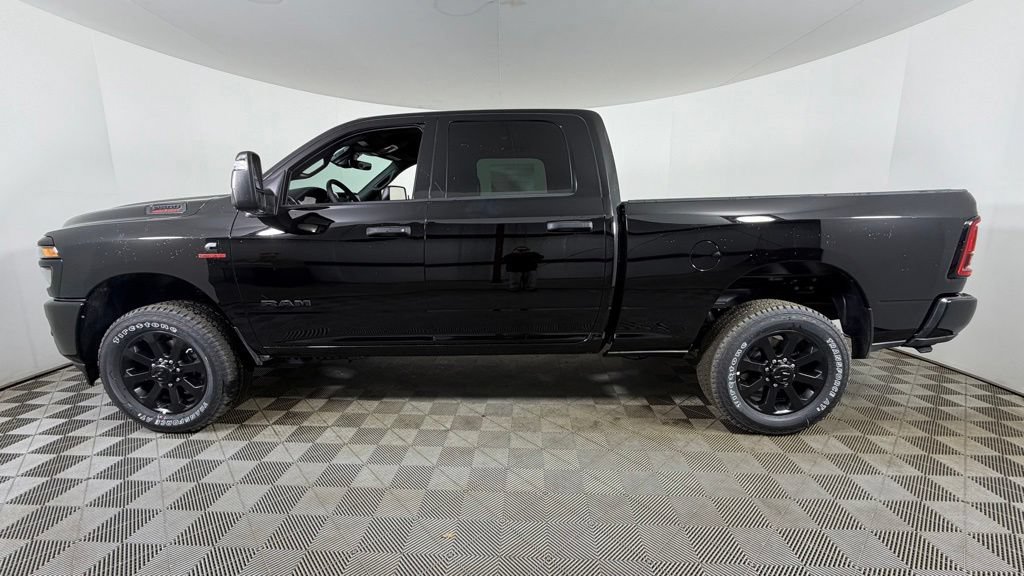 New 2026 RAM 2500 Big Horn AWD/4WD image 4