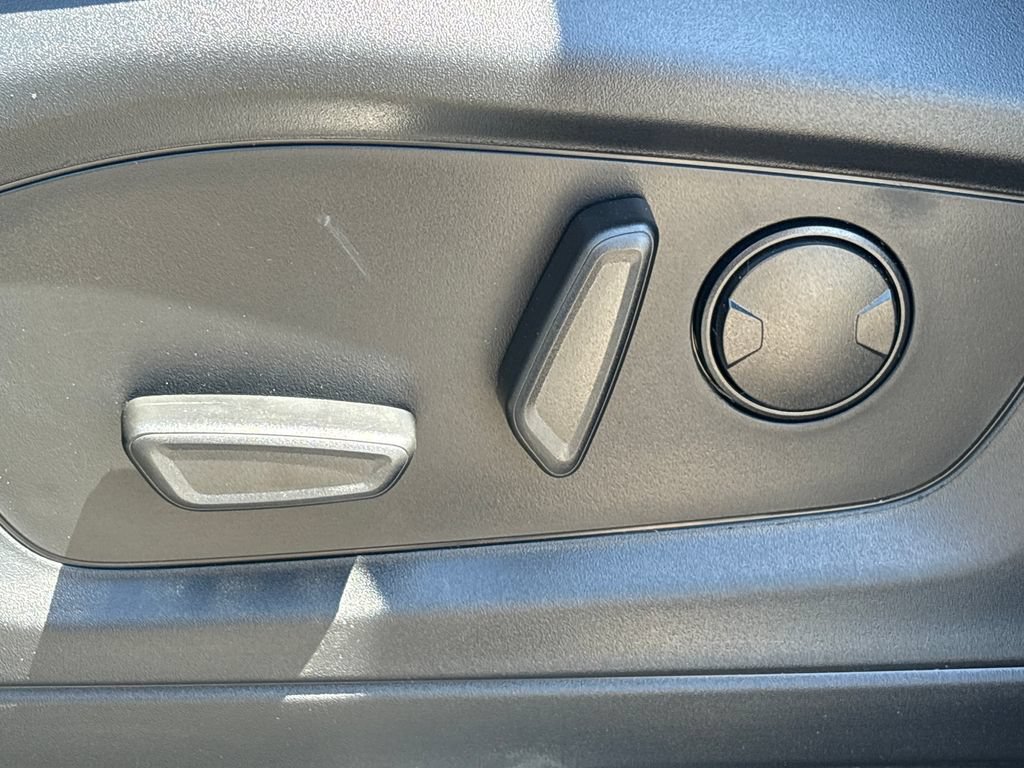 New 2026 Ford Explorer Active AWD/4WD image 31