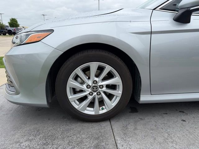 Used 2023 Toyota Camry LE w/ Convenience Package image 4
