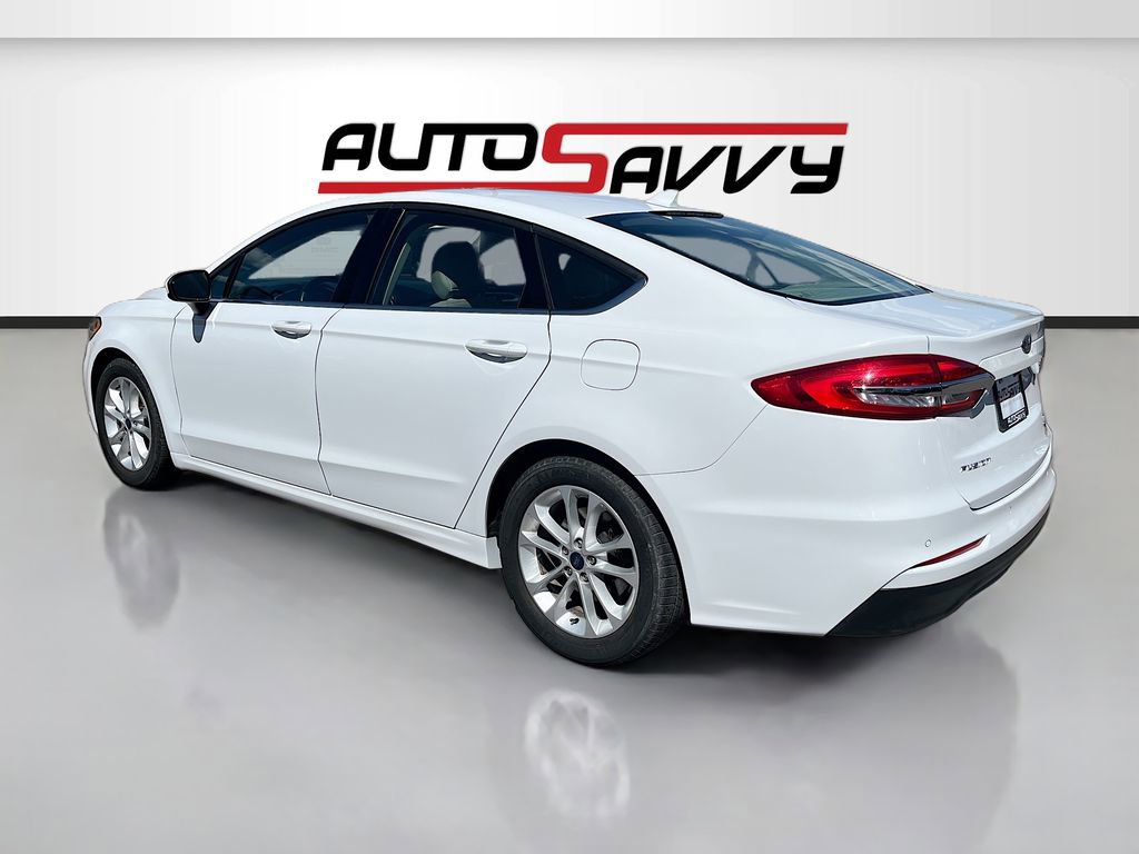 Used 2019 Ford Fusion SE FWD image 5