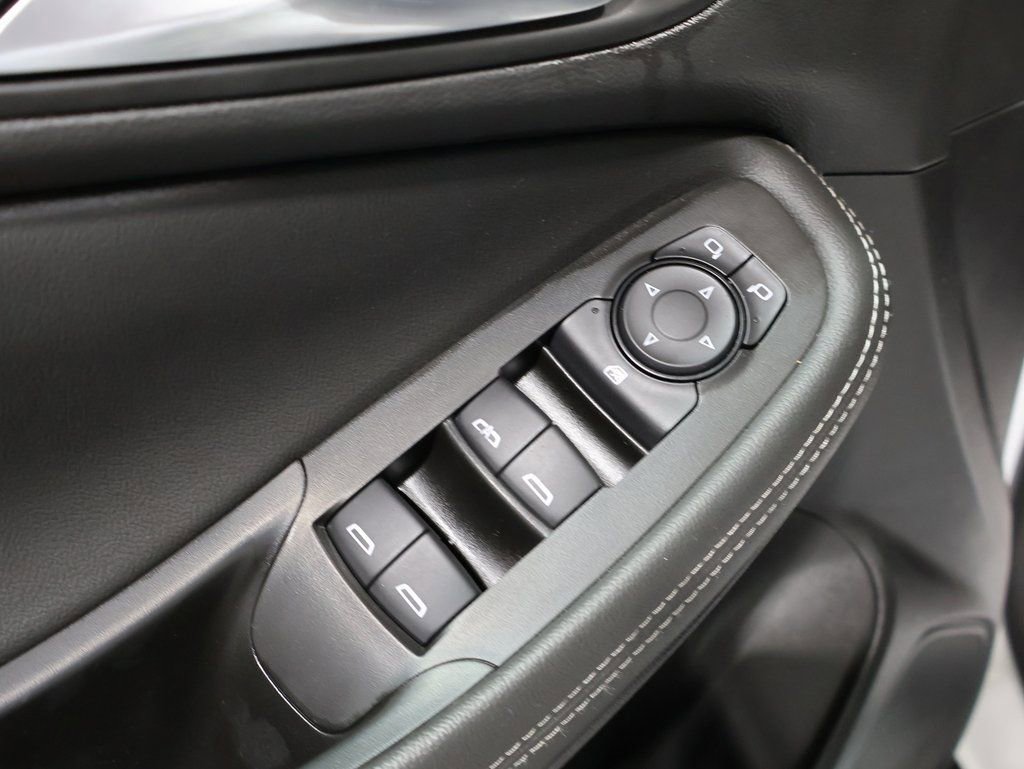 Used 2024 Buick Encore GX Sport Touring image 14