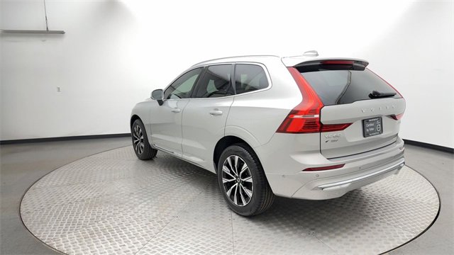 Certified 2023 Volvo XC60 B5 Plus w/ Climate Package image 4