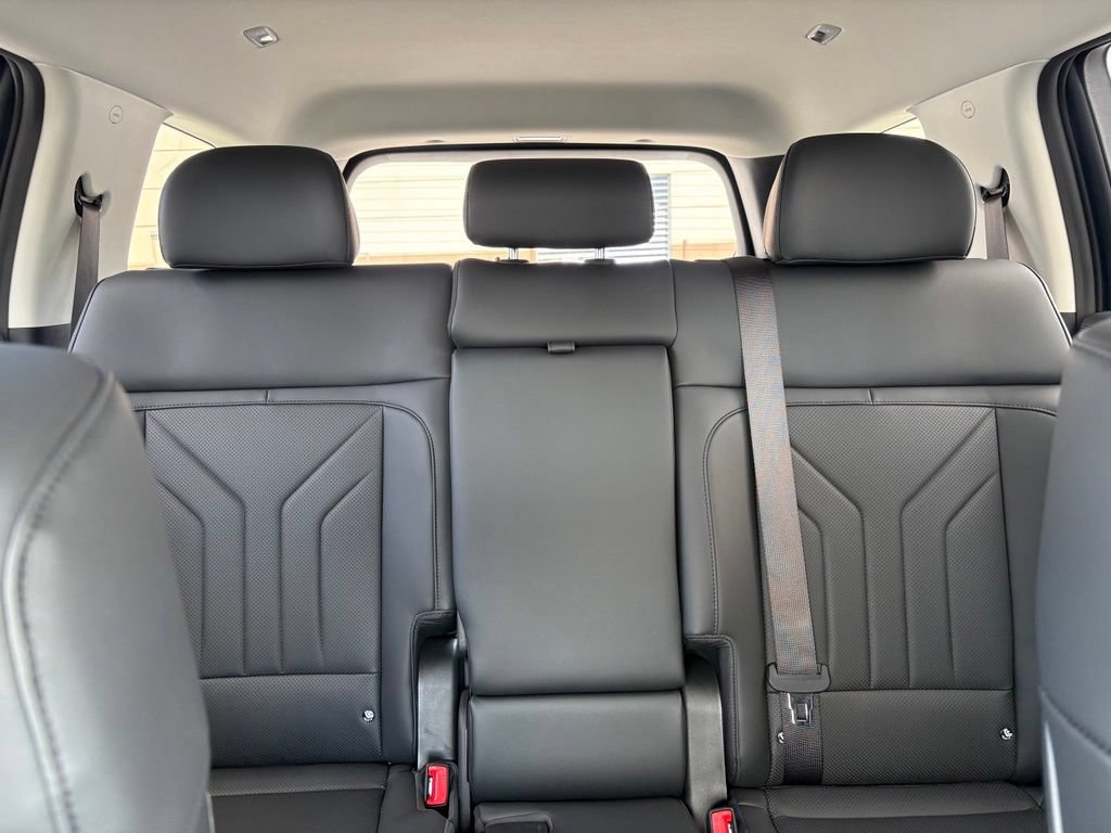 New 2026 Hyundai Santa Fe Limited FWD image 25